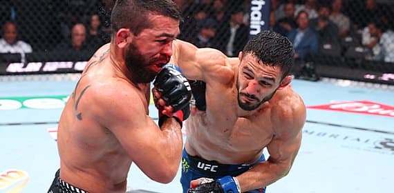 Аарон Пико одержал первую победу в UFC, переиграв ветерана Патрисио Фрейре