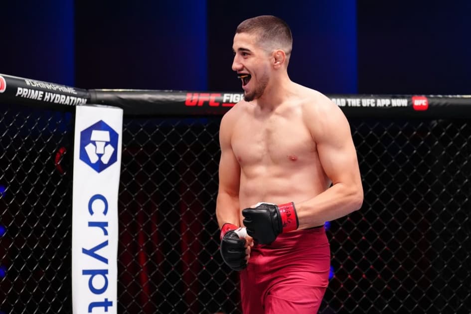 Байсангур Сусуркаев рассказал, что сломал руку в поединке на UFC 328