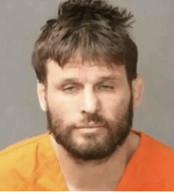 Боец UFC Тим Минс арестован по обвинению в жестоком обращении с ребенком