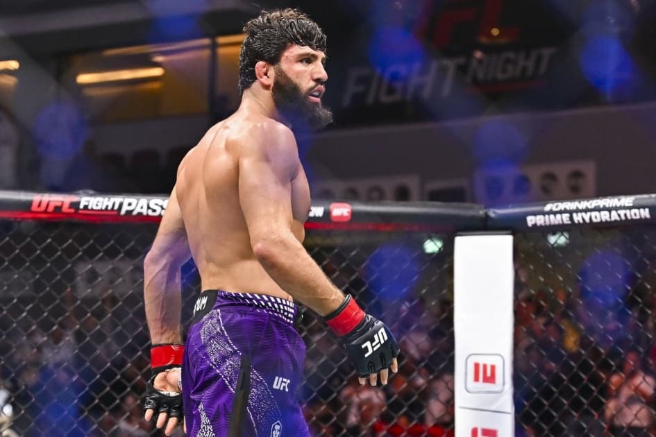 Даниэль Кормье оценил шансы Армана Царукяна на титульный бой в UFC