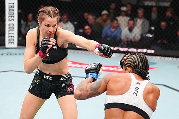 Джасмина Джасудавичус опровергает слухи об употреблении никотина во время боя в UFC Виннипег