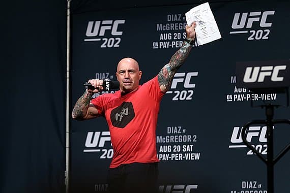 Джо Роган раскритиковал систему оплаты в UFC: «Слишком многое зависит от результата»