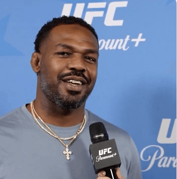 Джон Джонс заявил о возможном возвращении в октагон после недавних слов об уходе