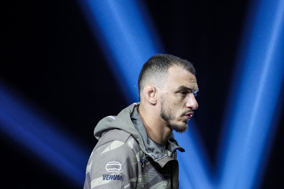 «Франция в полной заднице, и мы счастливы!» Топ-боец UFC о вылете французов с ЧМ-2026