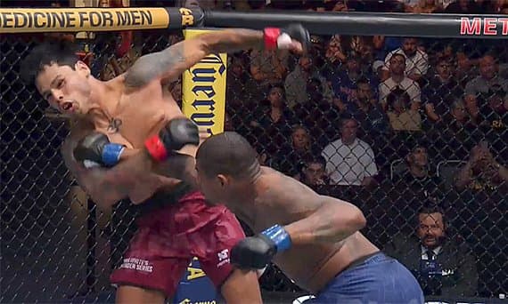 Игор Кавалканти нокаутировал Оскара Равелло за 98 секунд и получил контракт с UFC