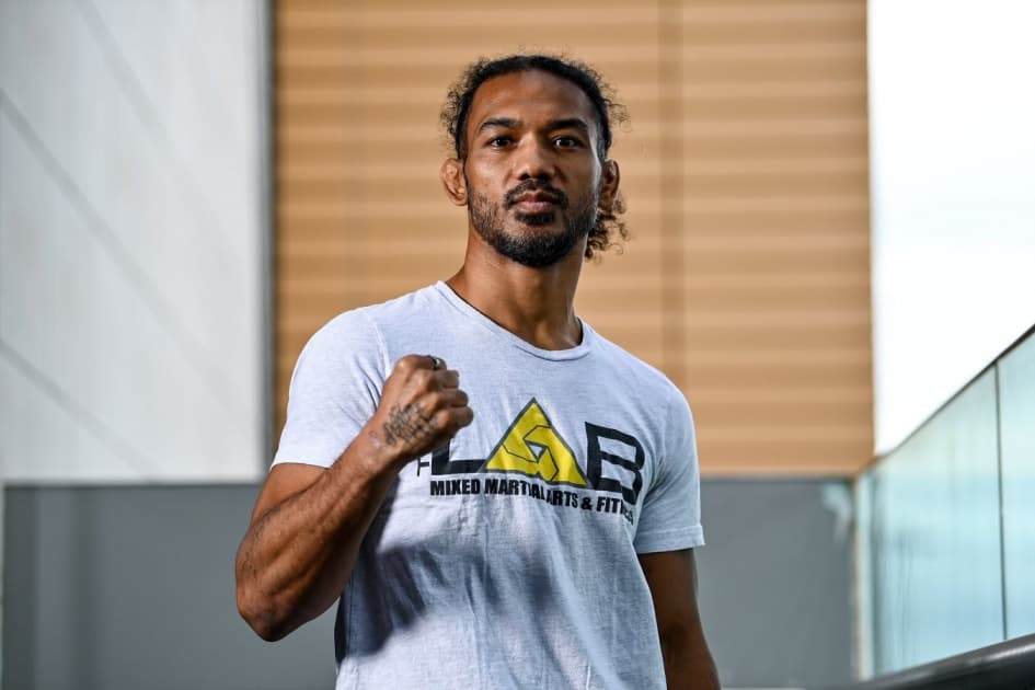 «Клоунада и цирк». Экс-чемпион UFC жёстко высказался о турнире в Белом доме
