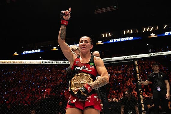 Крис Сайборг предложила UFC спасти турнир UFC 332 реваншем с Нуньес