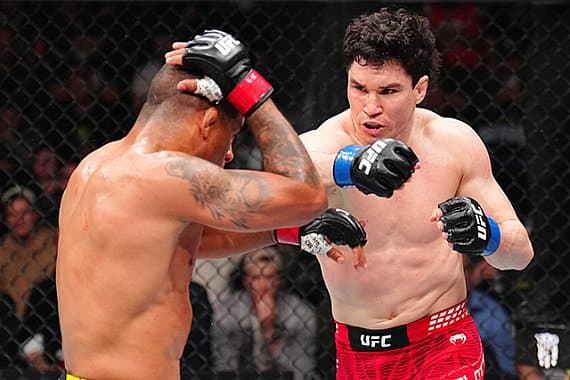 Майк Малотт назвал себя главной причиной интереса к бою UFC в Эдмонтоне