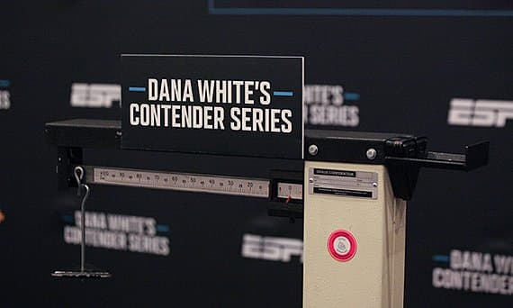 Неделя 4 Dana White's Contender Series: результаты взвешивания и пять поединков
