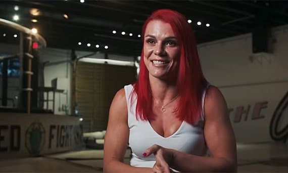 Робертсон нашла слабое место в игре Дерн перед титульным боем на UFC 330