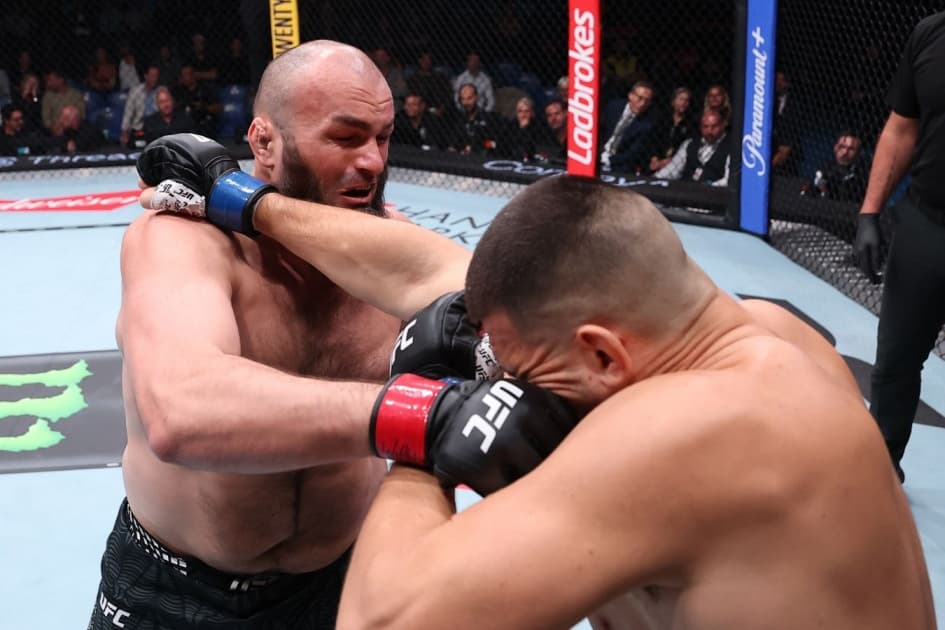 Шамиль Газиев уступил нокаутом Брандо Перичичу на турнире UFC в Австралии