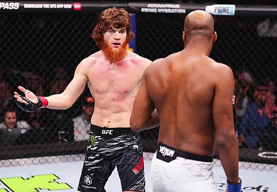 Шара Буллет назвал Мишеля Перейру лицемером перед боем на UFC Baku