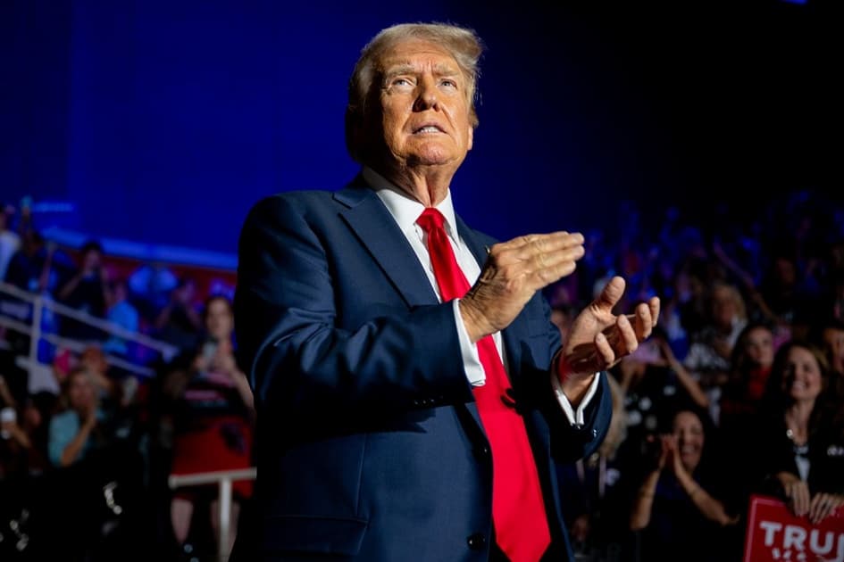 Трамп рассказал, когда начнётся подготовка Белого дома к турниру UFC