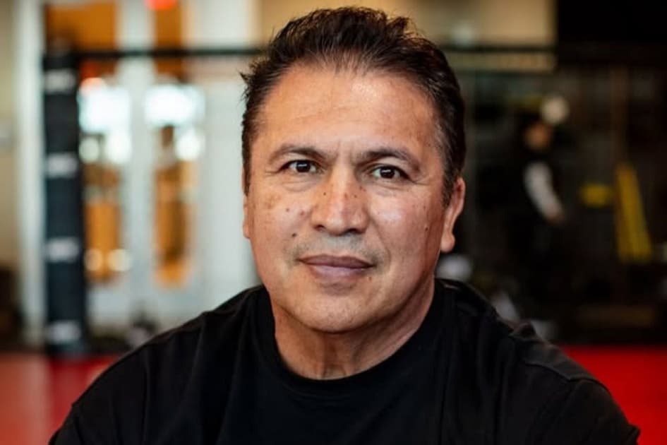 Тренер Махачева прокомментировал вероятность того, что Топурия задушит Ислама