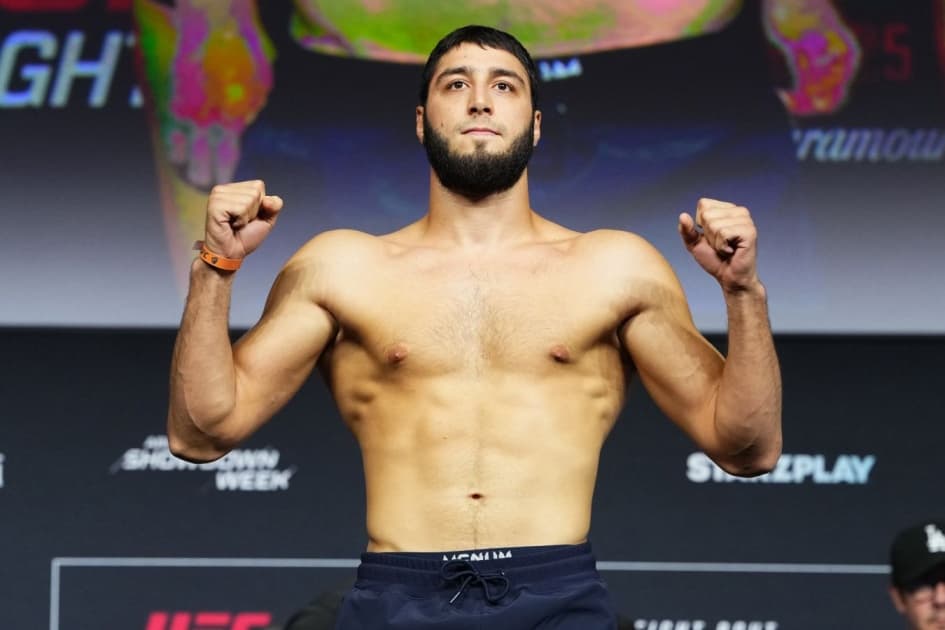 Тучалов единогласным решением победил Рибейро в дебютном бою в UFC