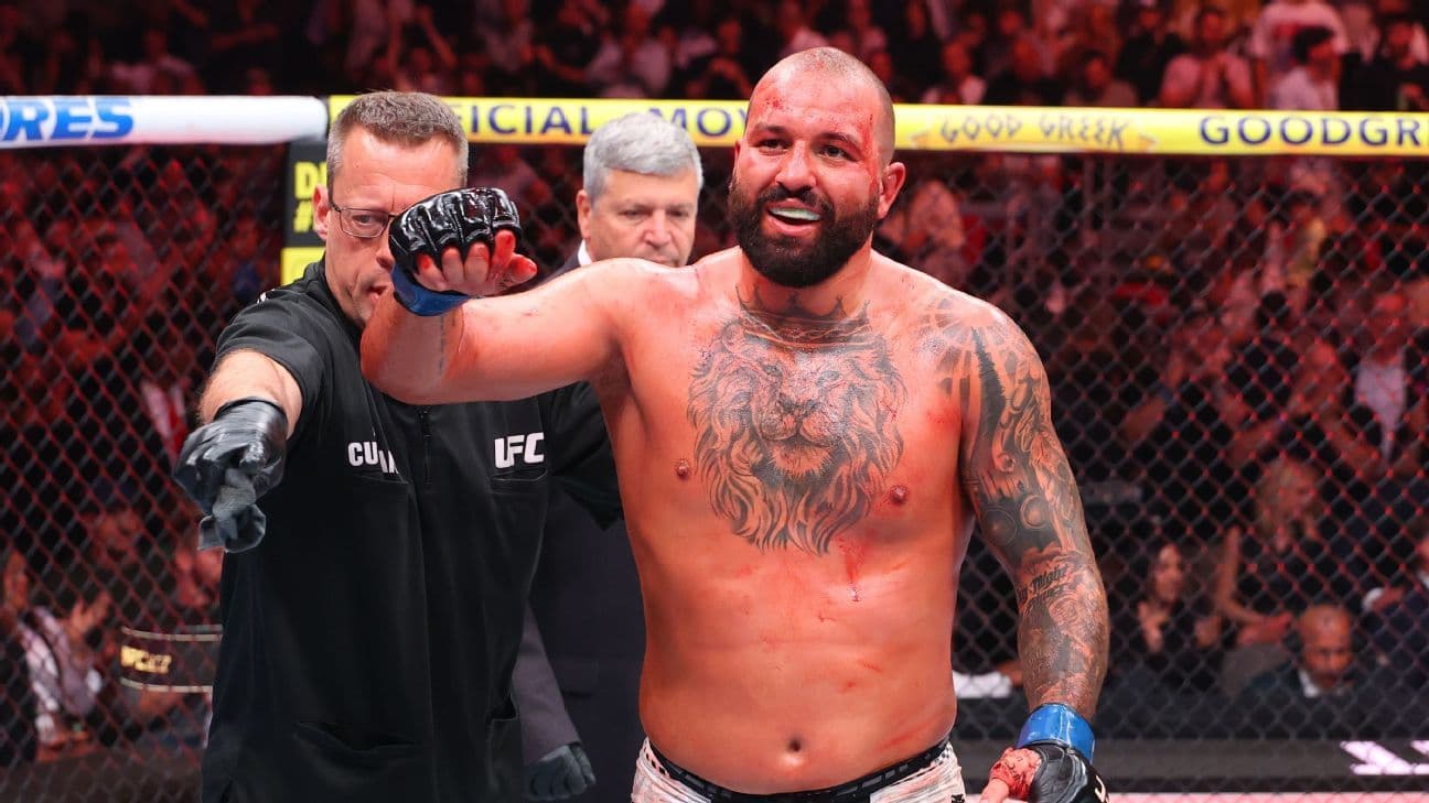 UFC 327 takeaways: Улберг blew out his knee, but Прохазка blew his title chance