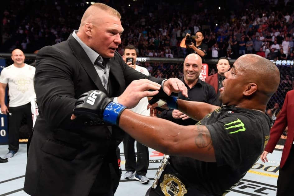 «В WWE заплатили кучу денег». Кормье рассказал, почему не состоялся его бой с Броком Леснаром